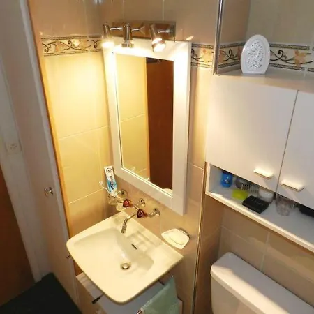 Sleeps 6 Wifi 茨魏西门